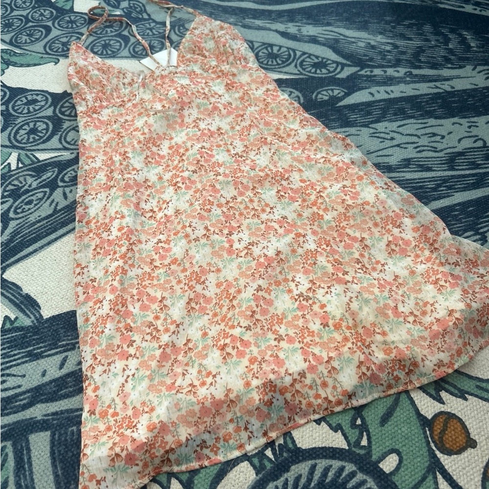 NWT Zara Flowy Floral Mini Dress - Picture 3 of 6